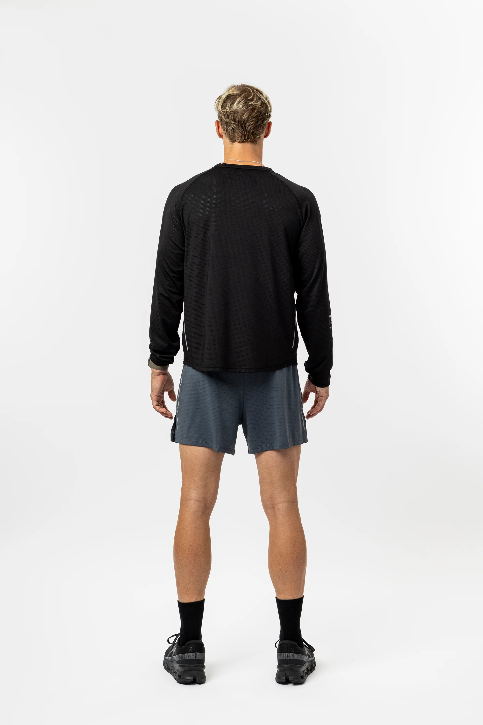 LONGSLEEVE BLACK - Image 4